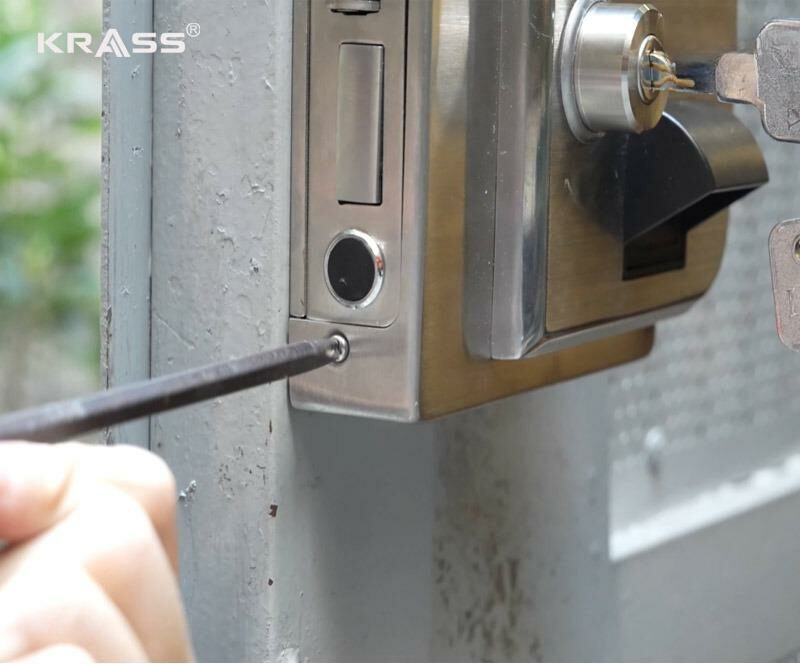 KHÓA CỬA SẮT VIỆT TIỆP HỢP KIM CHẮC CHẮN CHO MỌI CÔNG TRÌNH